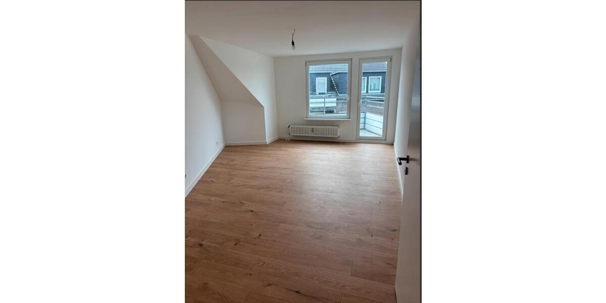 Dachgeschoßwohnung Düsseldorf Lörick - 2 Zimmer, 67 m&sup2;, 995&euro; | Angebot:25844812