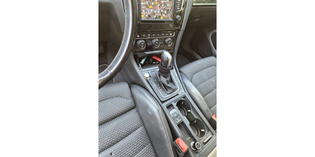 VW golf 7 99.958 km 15.000 &euro; Essen 45121