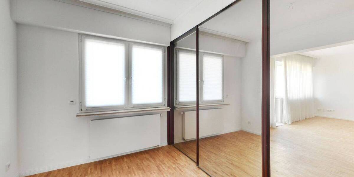 Einfamilienhaus Solingen Gräfrath - 3 Zimmer, 140 m&sup2;, 1.680&euro; | Angebot:26502717