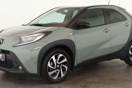 Toyota Aygo (X) 13.800 km 18.884 &euro; Neuss 41460