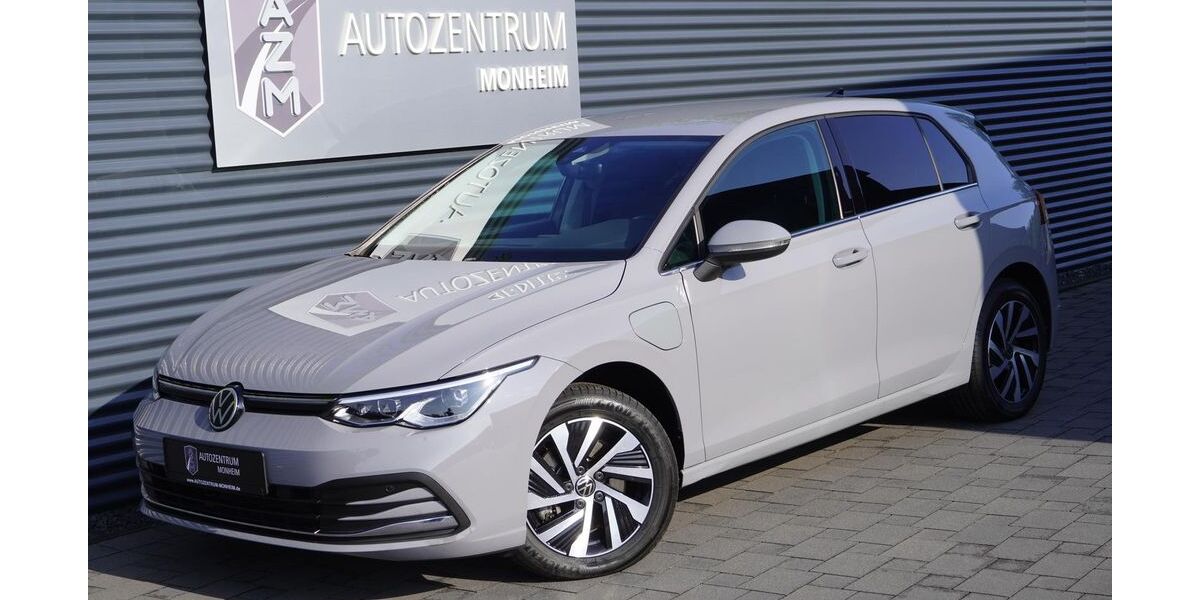 VW Golf 64.000 km 21.490 &euro; Monheim am Rhein 40789