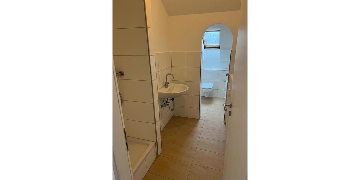 Dachgeschoßwohnung Duisburg - 1 Zimmer, 46 m&sup2;, 580&euro; | Angebot:25904665