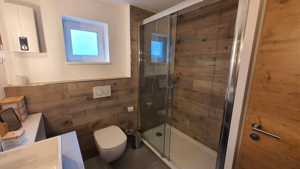 Etagenwohnung Langenfeld (Rheinland) - 1 Zimmer, 1.300&euro; | Angebot:26442840