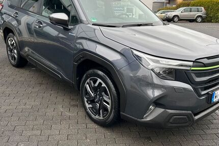 Subaru Forester 3.000 km 43.500 &euro; Wuppertal 42329