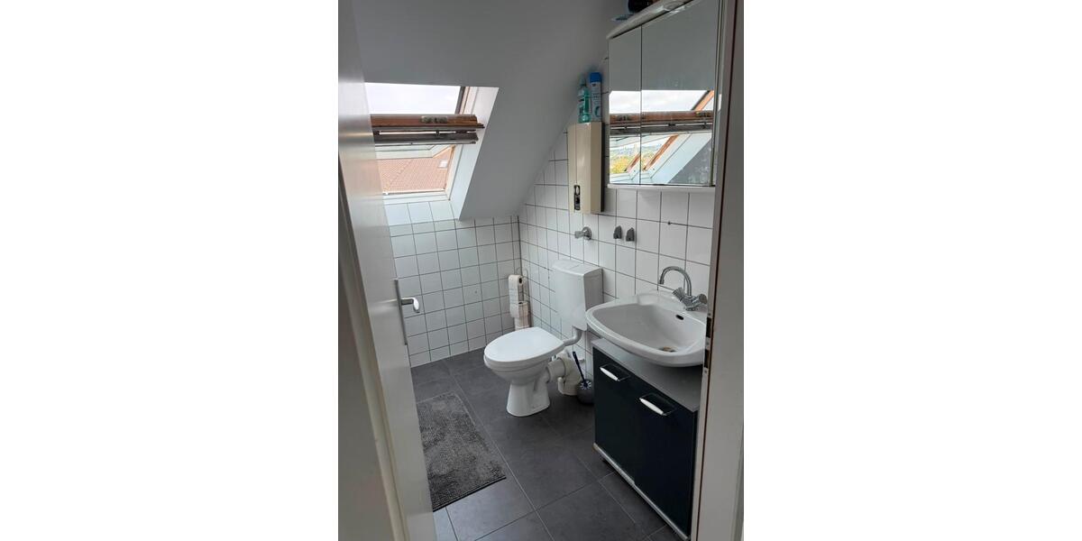 Dachgeschoßwohnung Mülheim an der Ruhr - 2 Zimmer, 50 m&sup2;, 750&euro; | Angebot:27543478