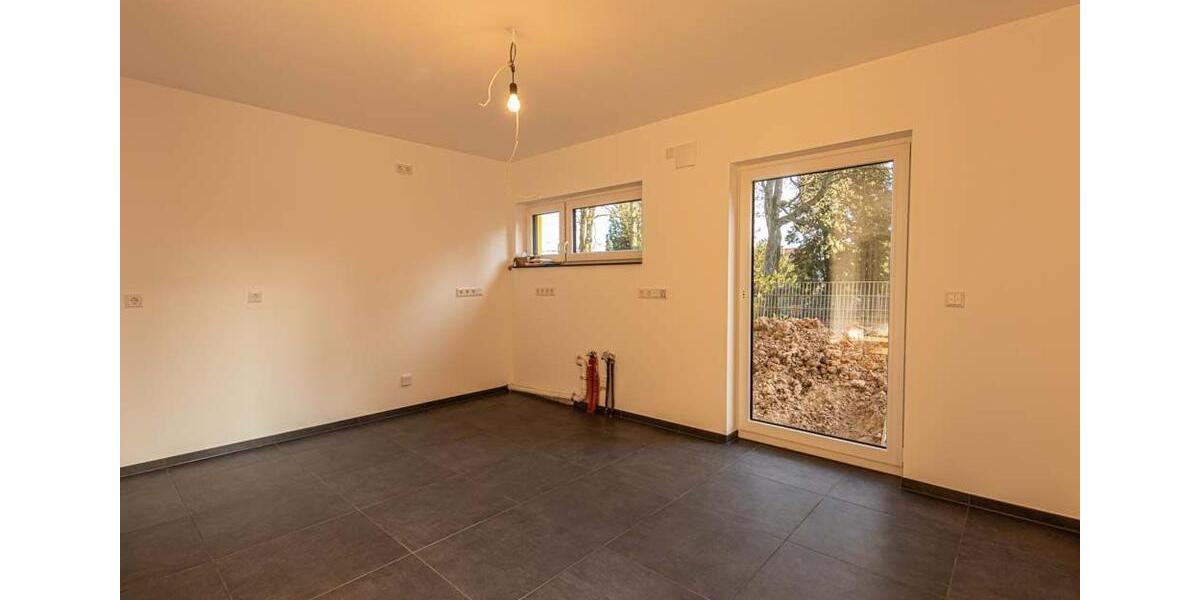 Erdgeschoßwohnung Wuppertal Gemarkung Ronsdorf - 2 Zimmer, 77 m&sup2;, 980&euro; | Angebot:24678622