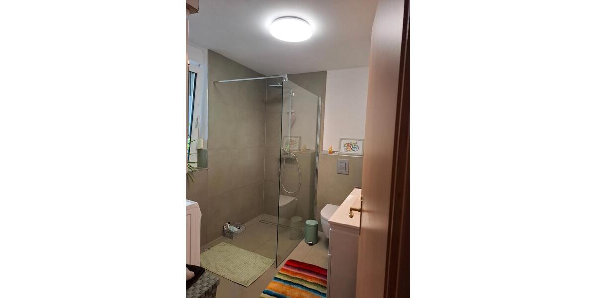 Terrassenwohnung Remscheid Lüttringhausen - 3 Zimmer, 90 m&sup2;, 270.000&euro; | Angebot:27525107