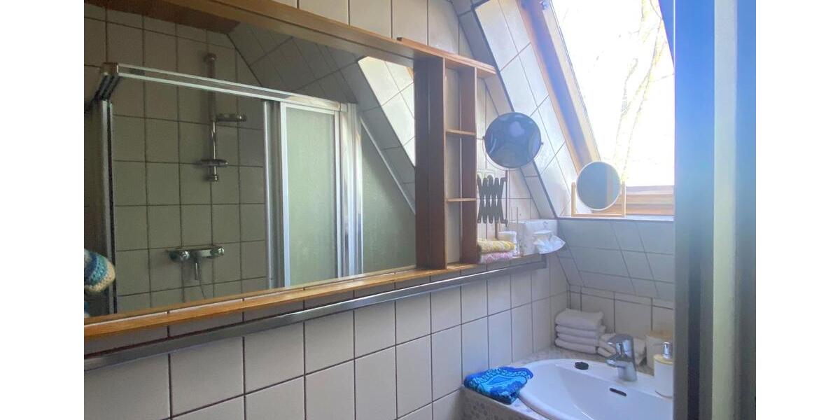 Etagenwohnung Essen Stadtbezirk III - 1 Zimmer, 45 m&sup2;, 650&euro; | Angebot:27533578