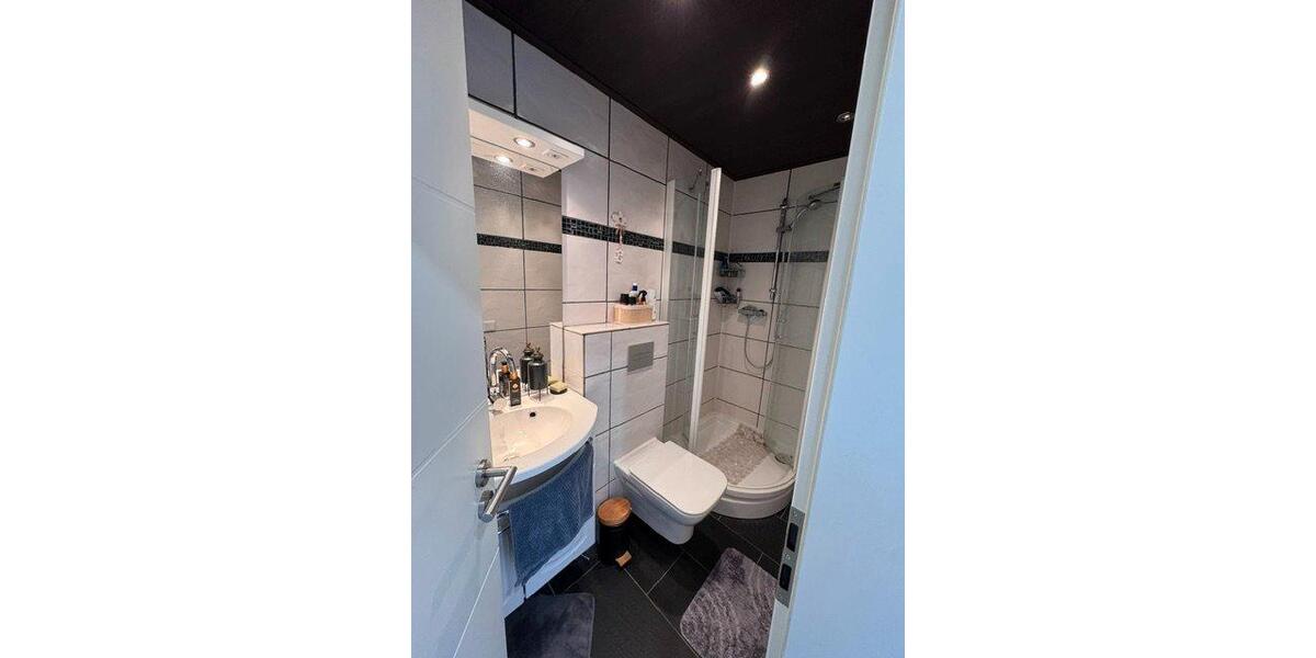 Reihenhaus Wuppertal Cronenberg - 6 Zimmer, 114 m&sup2;, 450.000&euro; | Angebot:26960405