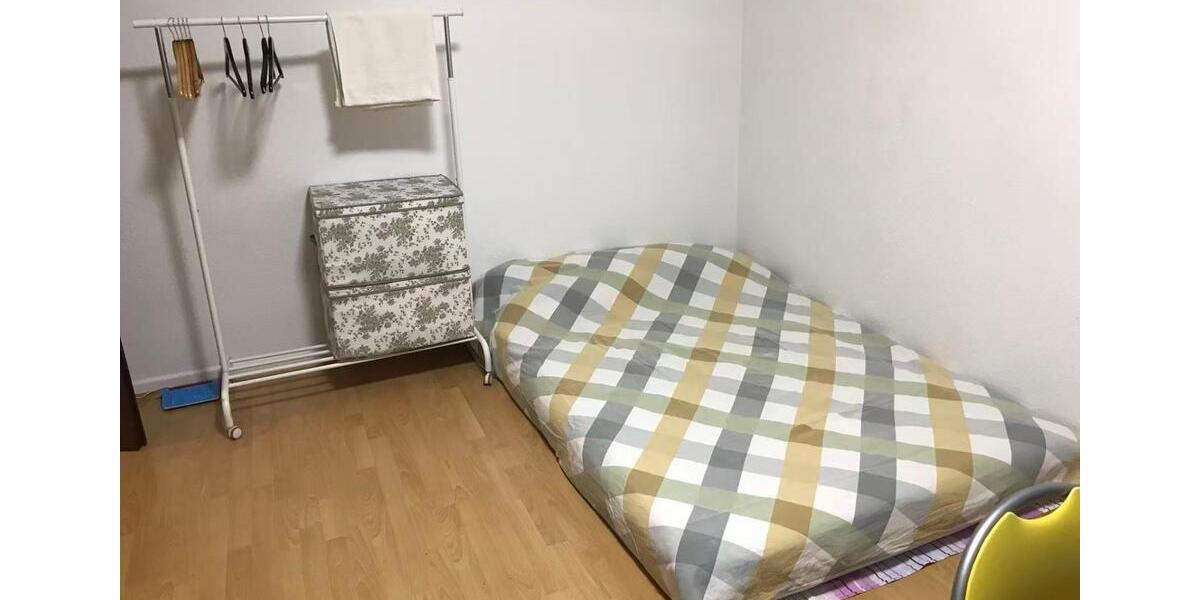 Etagenwohnung Düsseldorf Pempelfort - 1 Zimmer, 30 m&sup2;, 690&euro; | Angebot:25895257