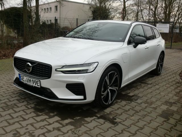 Volvo V60 28.500 km 55.880 &euro; Gelsenkirchen 45891