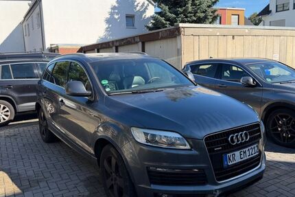 Audi Q7 224.896 km 6.699 &euro; Krefeld 47809