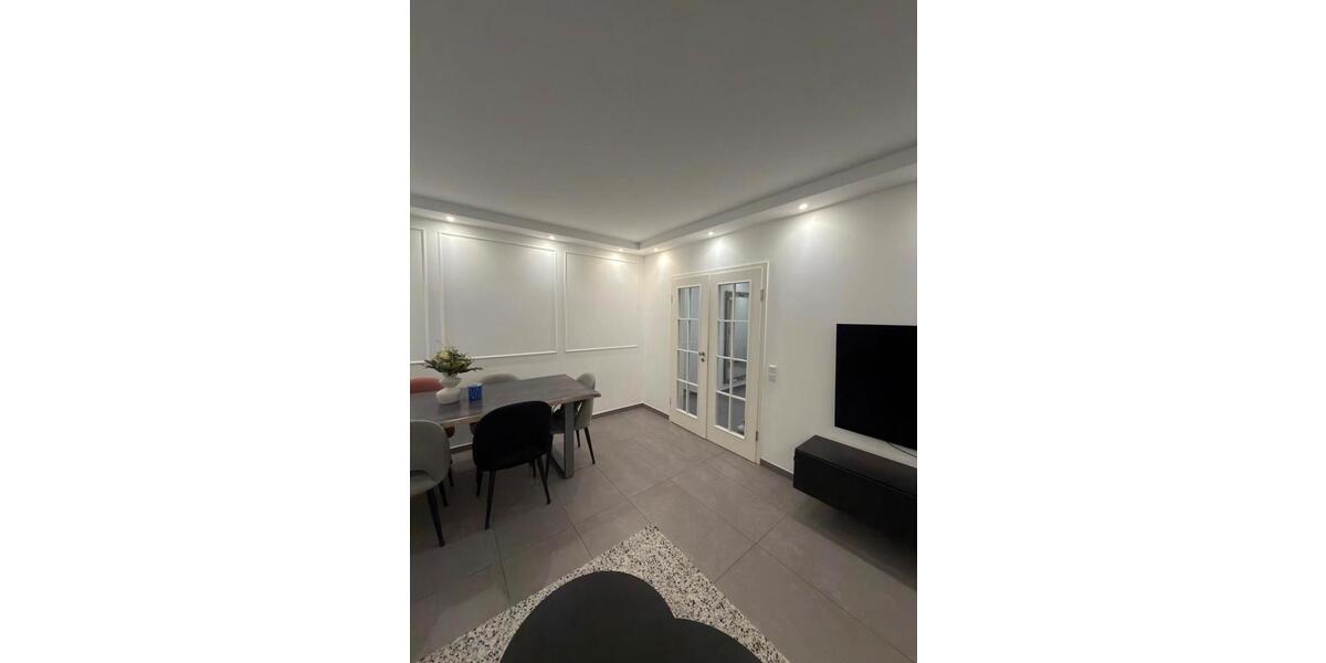 Etagenwohnung Duisburg Mittelmeiderich - 4.5 Zimmer, 87 m&sup2;, 230.000&euro; | Angebot:26502484