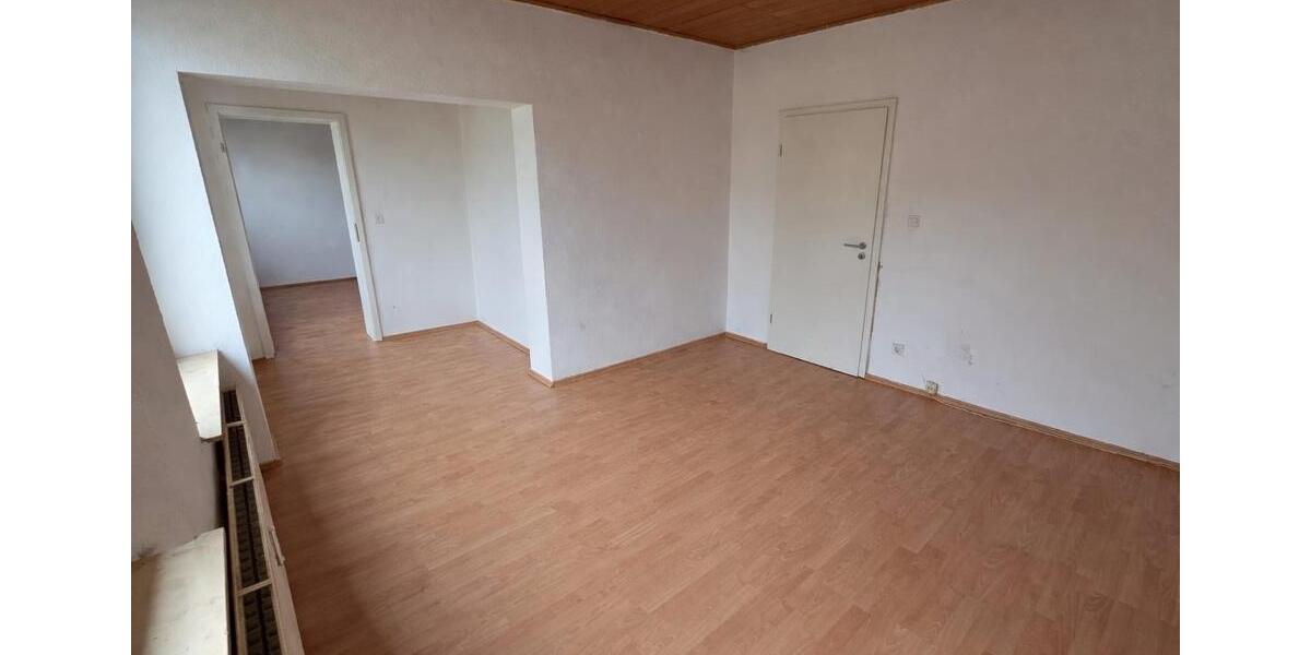 Etagenwohnung Solingen Central - 3 Zimmer, 65 m&sup2;, 635&euro; | Angebot:25921627