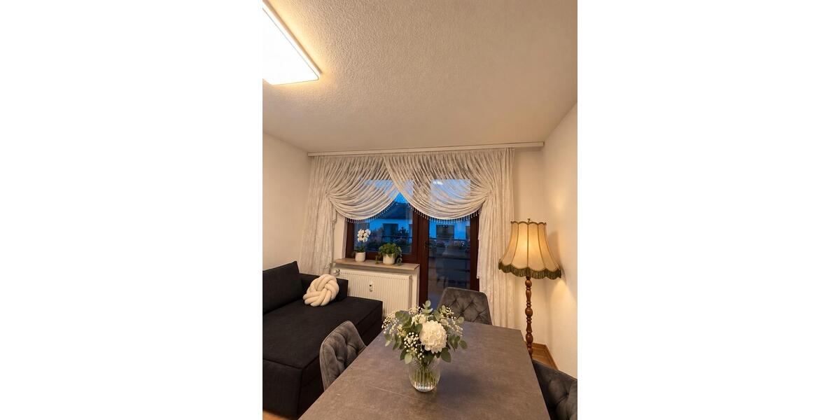 Etagenwohnung Duisburg Duisburg-Mitte - 3 Zimmer, 62 m&sup2;, 750&euro; | Angebot:27544575