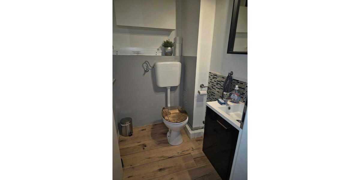 Etagenwohnung Solingen Wald - 6.5 Zimmer, 145 m&sup2;, 310.000&euro; | Angebot:24840857