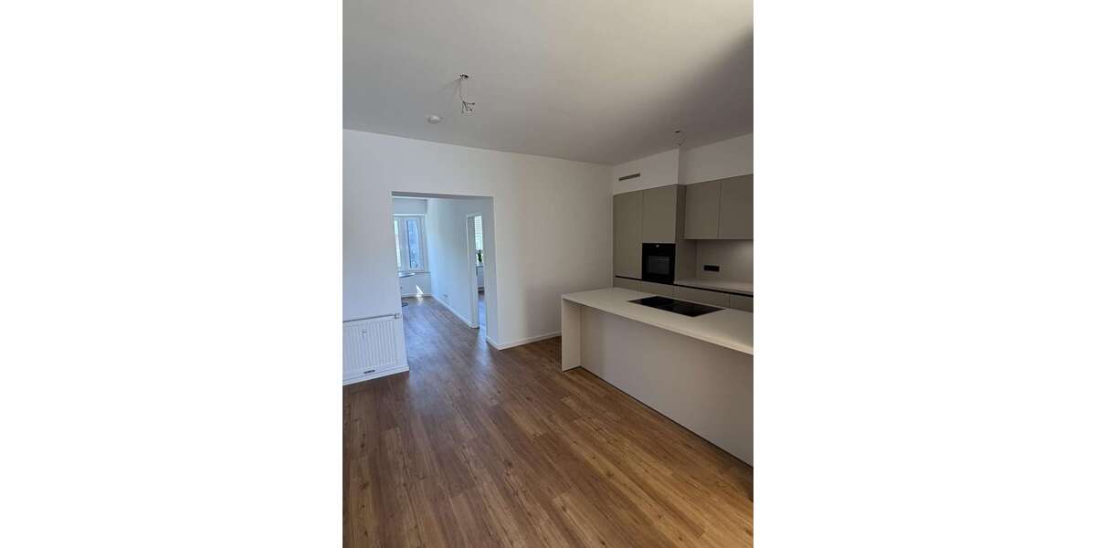 Etagenwohnung LANGENFELD - 2 Zimmer, 85 m&sup2;, 1.250&euro; | Angebot:26608265