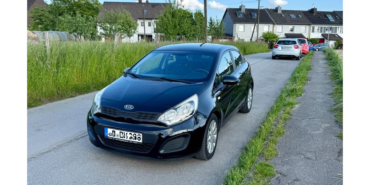 Kia Rio 157.951 km 4.800 &euro; Mülheim an der Ruhr 45472