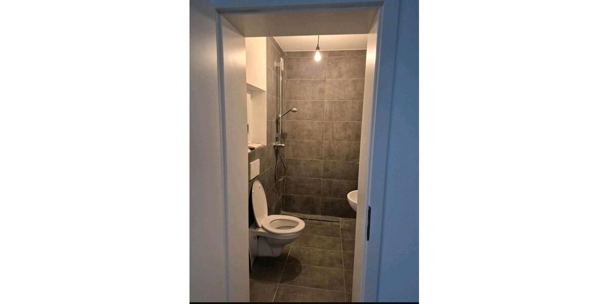 Maisonettenwohnung Düsseldorf Stadtbezirk 9 - 5 Zimmer, 100 m&sup2;, 1.500&euro; | Angebot:26126113