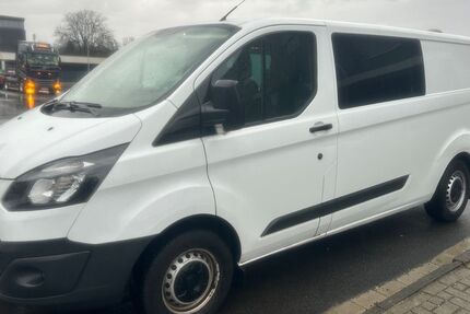 Ford Transit Custom 219.000 km 11.880 &euro; Duisburg 47138