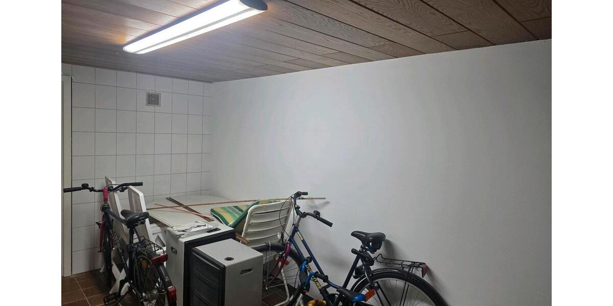 Doppelhaushälfte Essen Stadtbezirk VI - 7 Zimmer, 220 m&sup2;, 650.000&euro; | Angebot:26586984