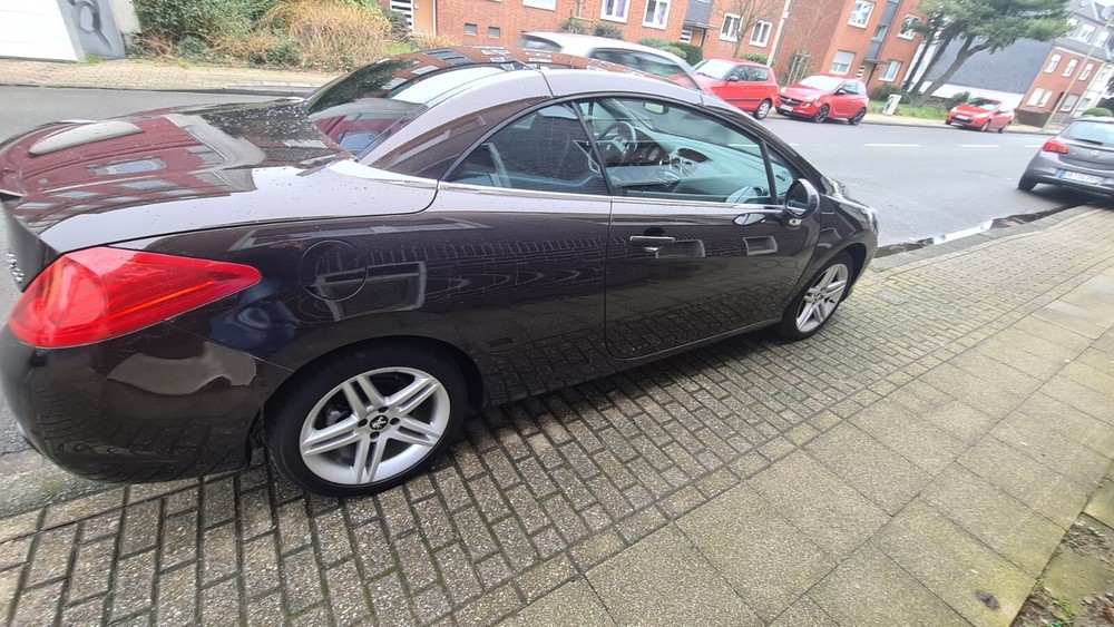 Peugeot 308 CC 67.000 km 8.500 &euro; Oberhausen 46045