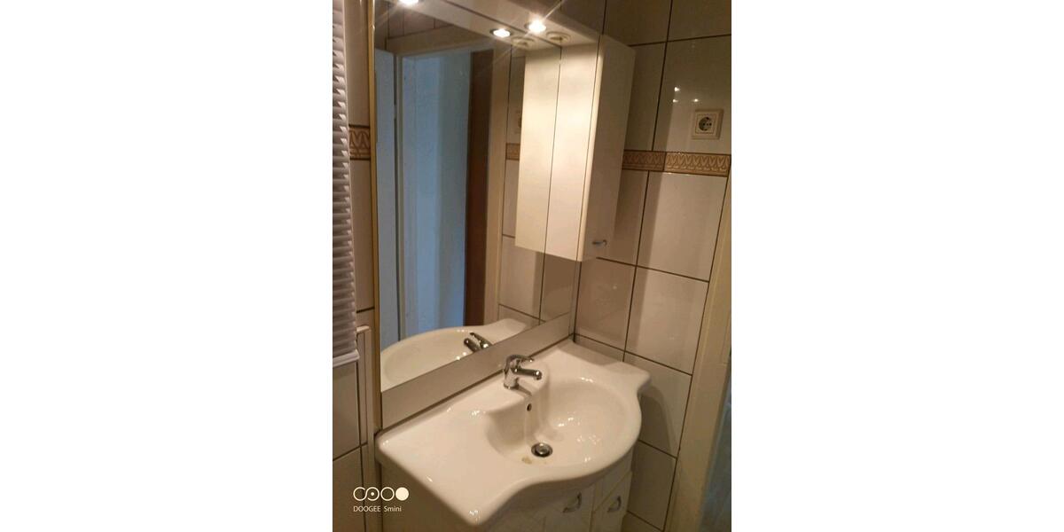 Etagenwohnung Krefeld Gellep-Stratum - 2.5 Zimmer, 50 m&sup2;, 110.000&euro; | Angebot:26966052
