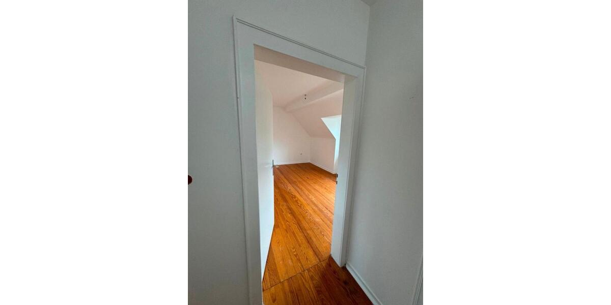 Maisonettenwohnung Duisburg Duisburg-Mitte - 3 Zimmer, 120 m&sup2;, 950&euro; | Angebot:24979745