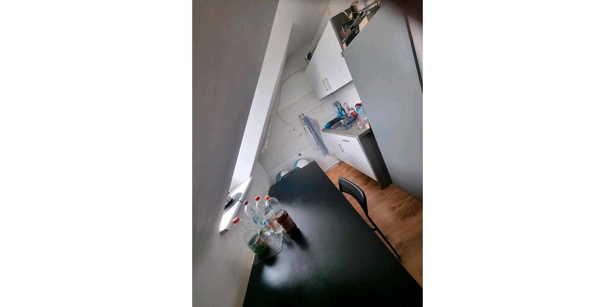 Dachgeschoßwohnung Wuppertal Gemarkung Elberfeld - 4 Zimmer, 90 m&sup2;, 1.010&euro; | Angebot:25933004