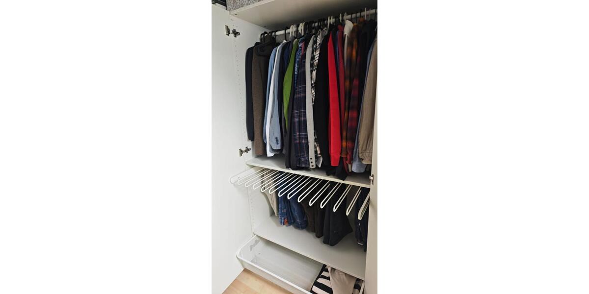 Dachgeschoßwohnung Düsseldorf Stadtbezirk 8 - 3 Zimmer, 85 m&sup2;, 1.100&euro; | Angebot:26475296