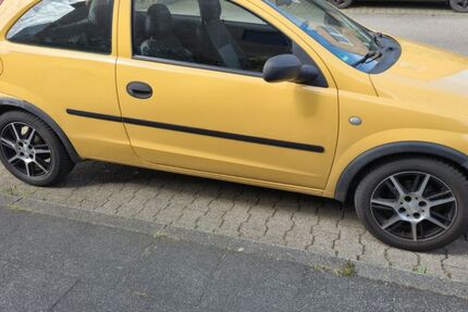 Opel Corsa 119.000 km 800 &euro; Haan 42781