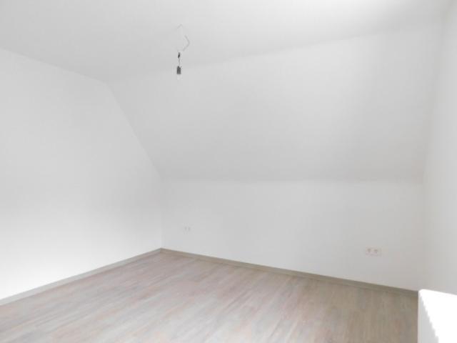 Dachgeschoßwohnung Hattingen - 2 Zimmer, 51 m&sup2;, 513&euro; | Angebot:25154542