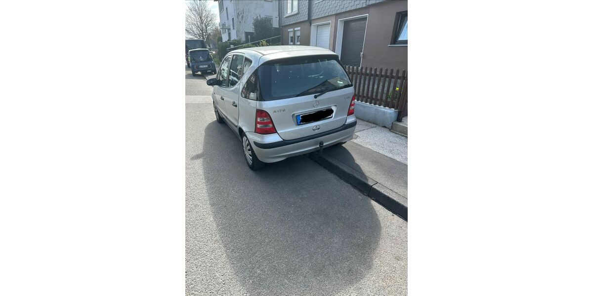 Mercedes-Benz A 170 126.000 km 2.500 &euro; Remscheid 42857