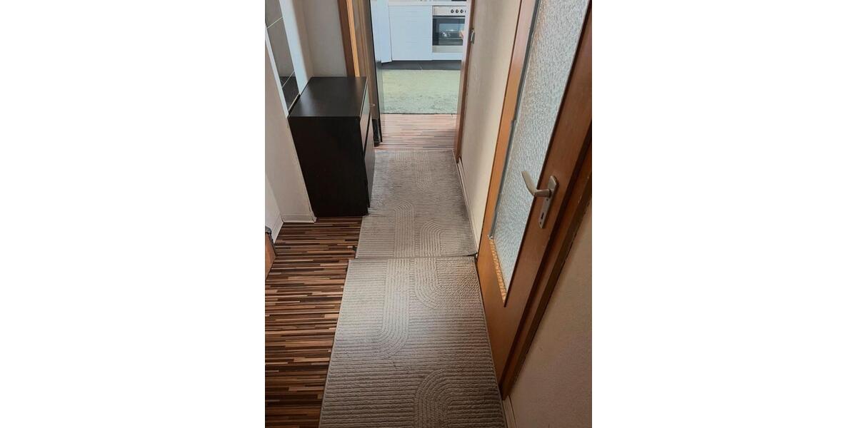 Dachgeschoßwohnung Essen Stadtkern - 2 Zimmer, 40 m&sup2;, 365&euro; | Angebot:27537479