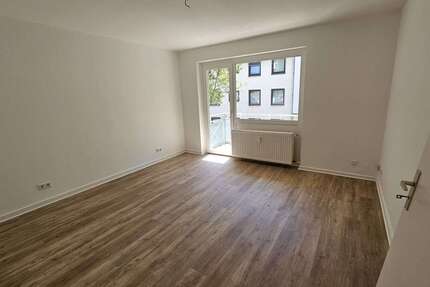 Wohnung Krefeld Dießem - 2 Zimmer, 67 m&sup2;, 541&euro; | Angebot:26568640