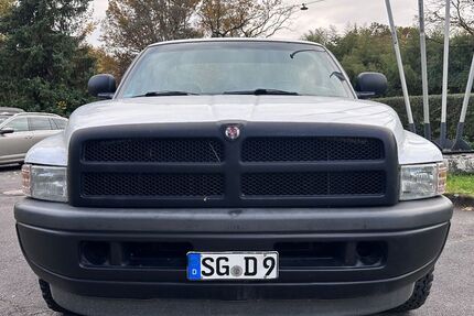 Dodge RAM 153.500 km 7.500 &euro; Langenfeld 40764
