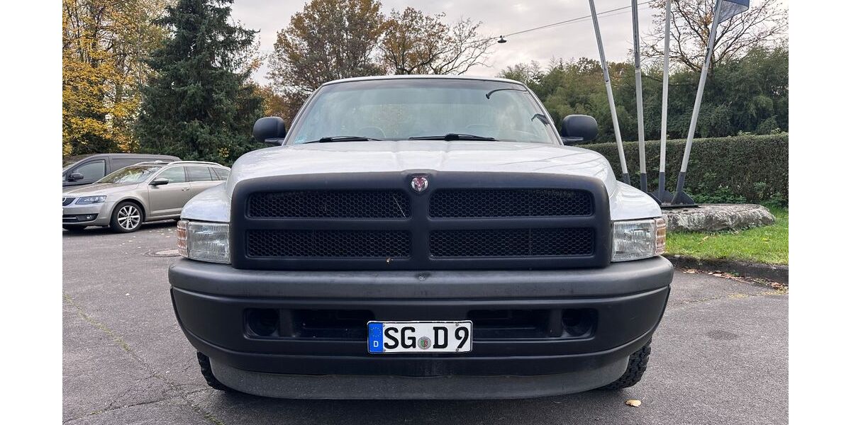 Dodge RAM 153.500 km 7.500 &euro; Langenfeld 40764