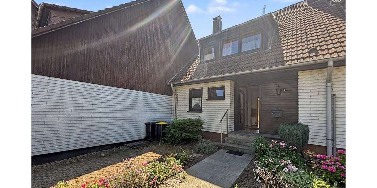Einfamilienhaus Wuppertal Gemarkung Langerfeld - 4 Zimmer, 112 m&sup2;, 325.000&euro; | Angebot:27071649