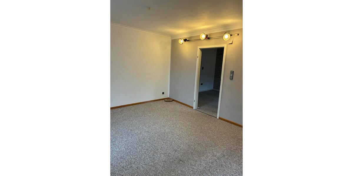 Dachgeschoßwohnung Duisburg Essenberg - 2 Zimmer, 53 m&sup2;, 620&euro; | Angebot:25825828