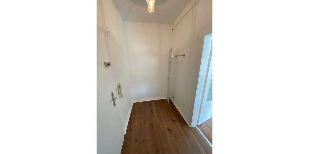 D-Zoo, attraktive möbl. 2 Zi. ETW, ruhig und Zentral , ca. 40qm Wfl., 8qm Nfl. im Keller - Appartement Düsseldorf Stadtbezirk 2 | Angebot:24612800