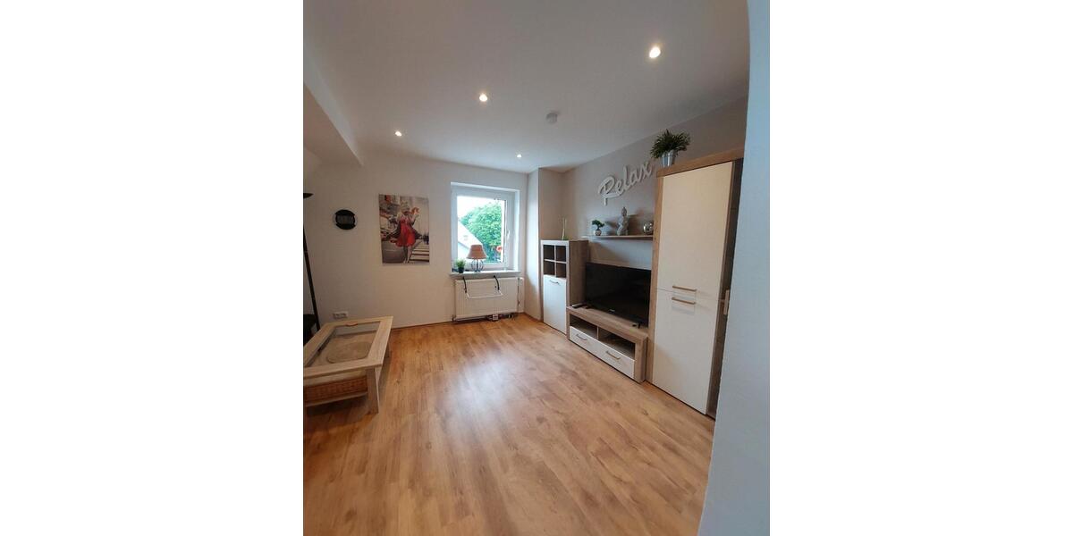 Dachgeschoßwohnung Essen Stadtbezirk IV - 1 Zimmer, 30 m&sup2;, 500&euro; | Angebot:25793348