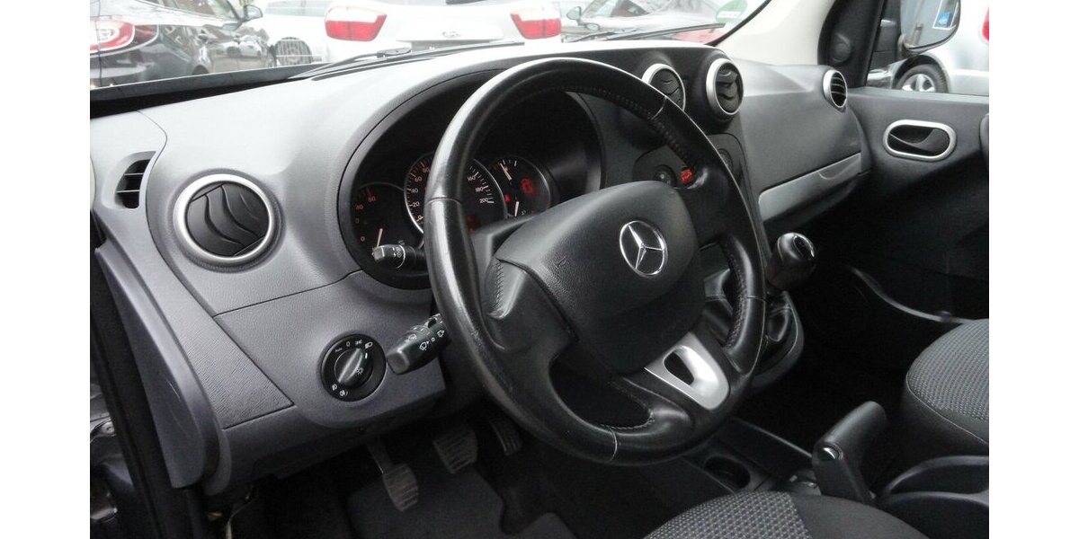 Mercedes-Benz Citan 111 CDI Lang Klimatr.PDC SHZ 7 Sitzer 178.000 km 7.990 &euro; Neuss 41462