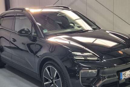 Porsche Macan 15.000 km 94.889 &euro; Haan 42781