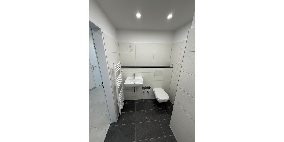 Etagenwohnung Wuppertal Gemarkung Elberfeld - 2 Zimmer, 56 m&sup2;, 680&euro; | Angebot:25558971