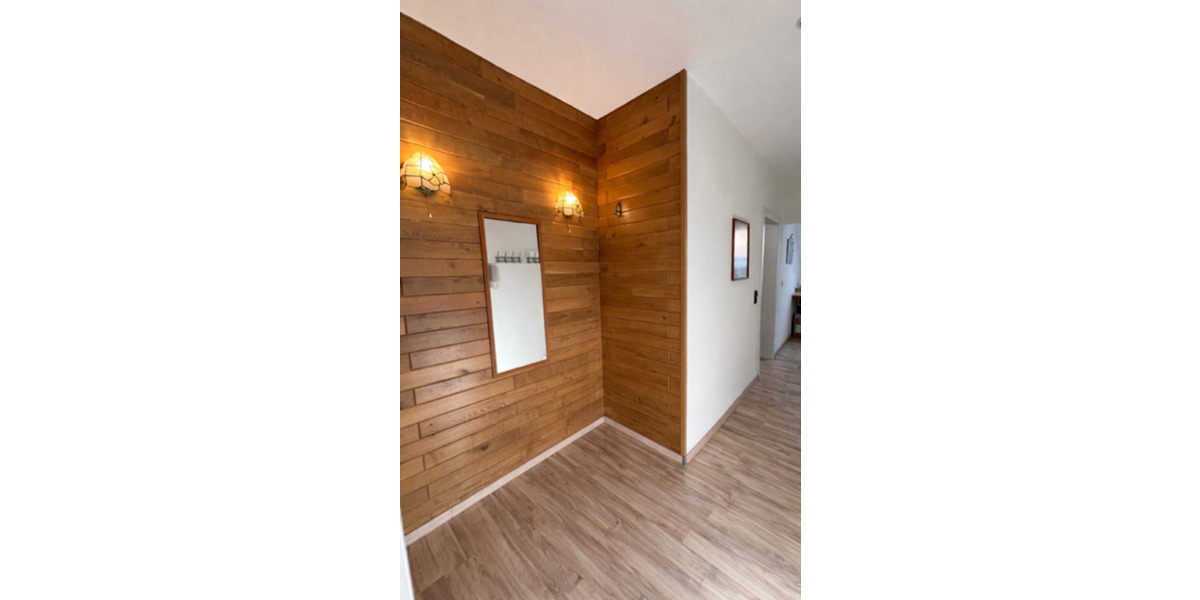 Dachgeschoßwohnung Duisburg Ruhrort - 2 Zimmer, 80 m&sup2;, 900&euro; | Angebot:25839777