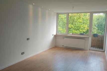 Wohnung Wuppertal Gemarkung Barmen - 3 Zimmer, 73 m&sup2;, 900&euro; | Angebot:26048125