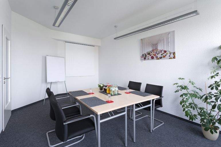 Gewerbeobjekt Ratingen Ost - 850&euro; | Angebot:25656114