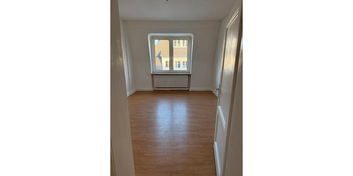 Etagenwohnung Wuppertal Gemarkung Langerfeld - 2 Zimmer, 65 m&sup2;, 420&euro; | Angebot:25806792
