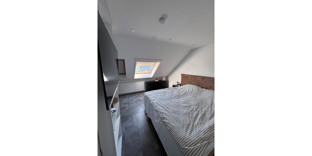 Reihenhaus Wuppertal Cronenberg - 6 Zimmer, 114 m&sup2;, 450.000&euro; | Angebot:26960405
