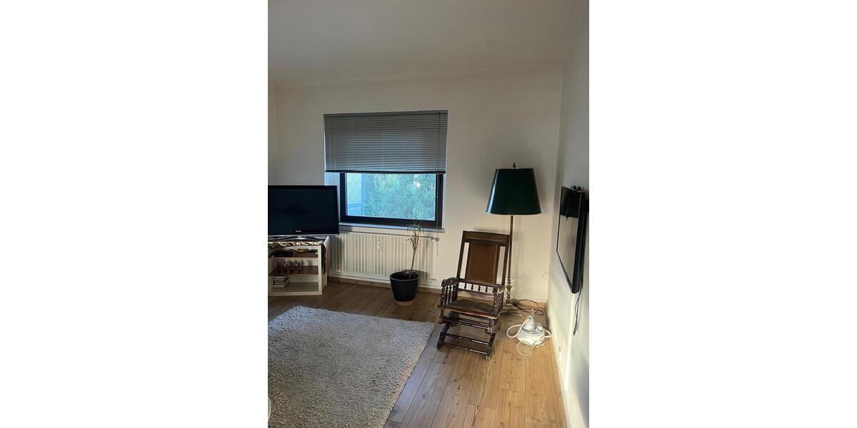 Etagenwohnung Krefeld Benrad - 2 Zimmer, 82 m&sup2;, 943&euro; | Angebot:25281768